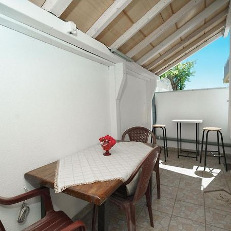 Apartmani Krizanovic Vodice Extérieur photo