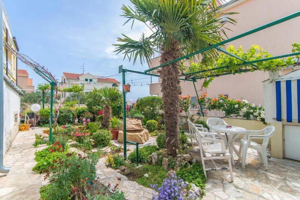 Apartmani Krizanovic Vodice Extérieur photo