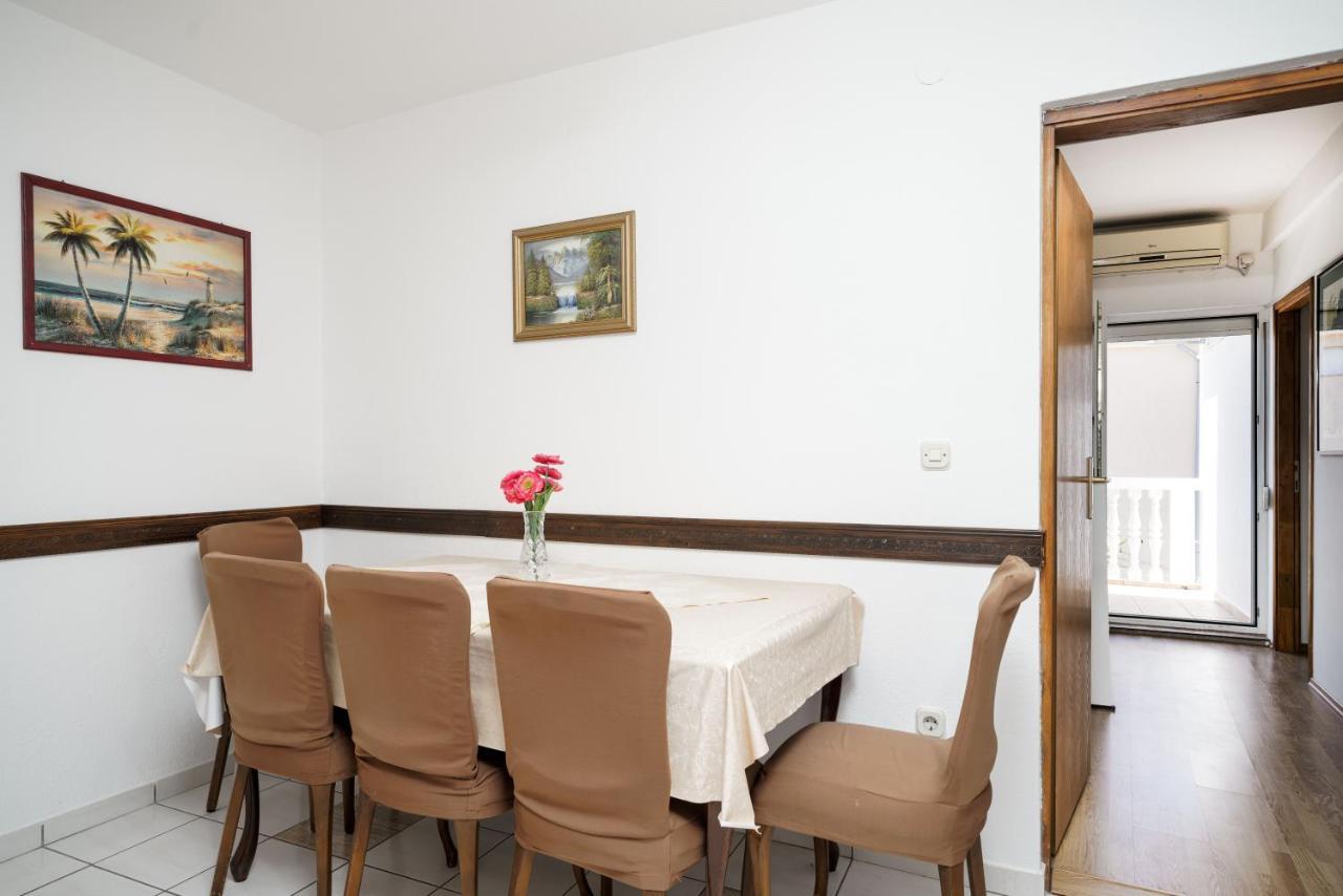 Apartmani Krizanovic Vodice Extérieur photo