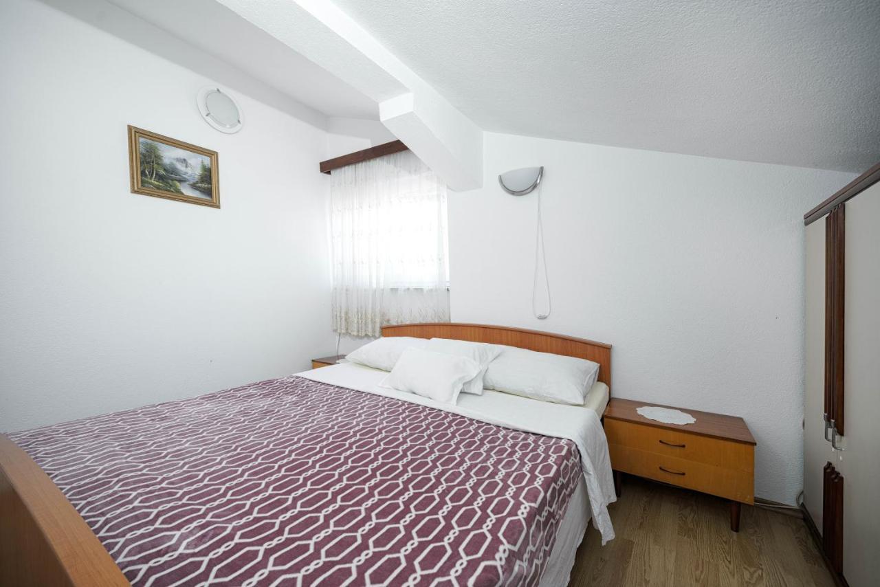 Apartmani Krizanovic Vodice Extérieur photo