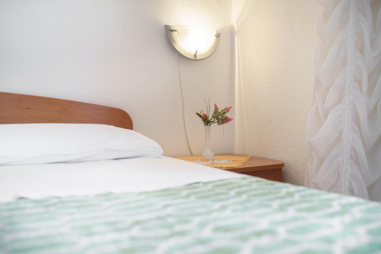 Apartmani Krizanovic Vodice Extérieur photo