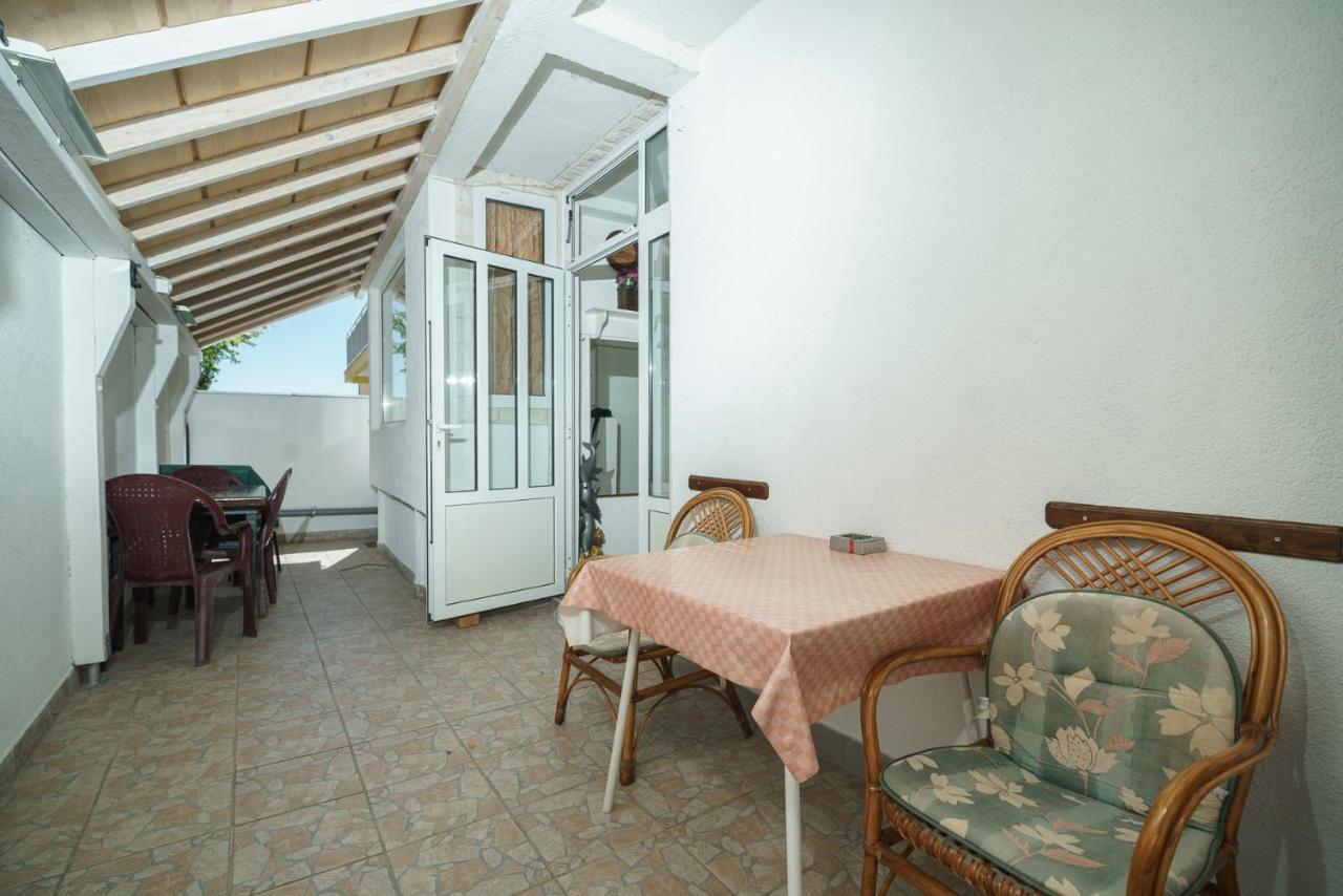 Apartmani Krizanovic Vodice Extérieur photo