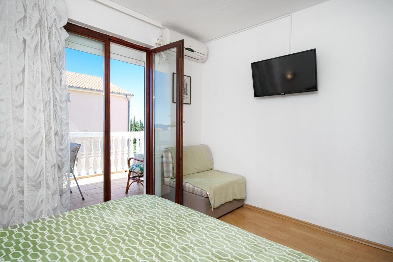 Apartmani Krizanovic Vodice Extérieur photo