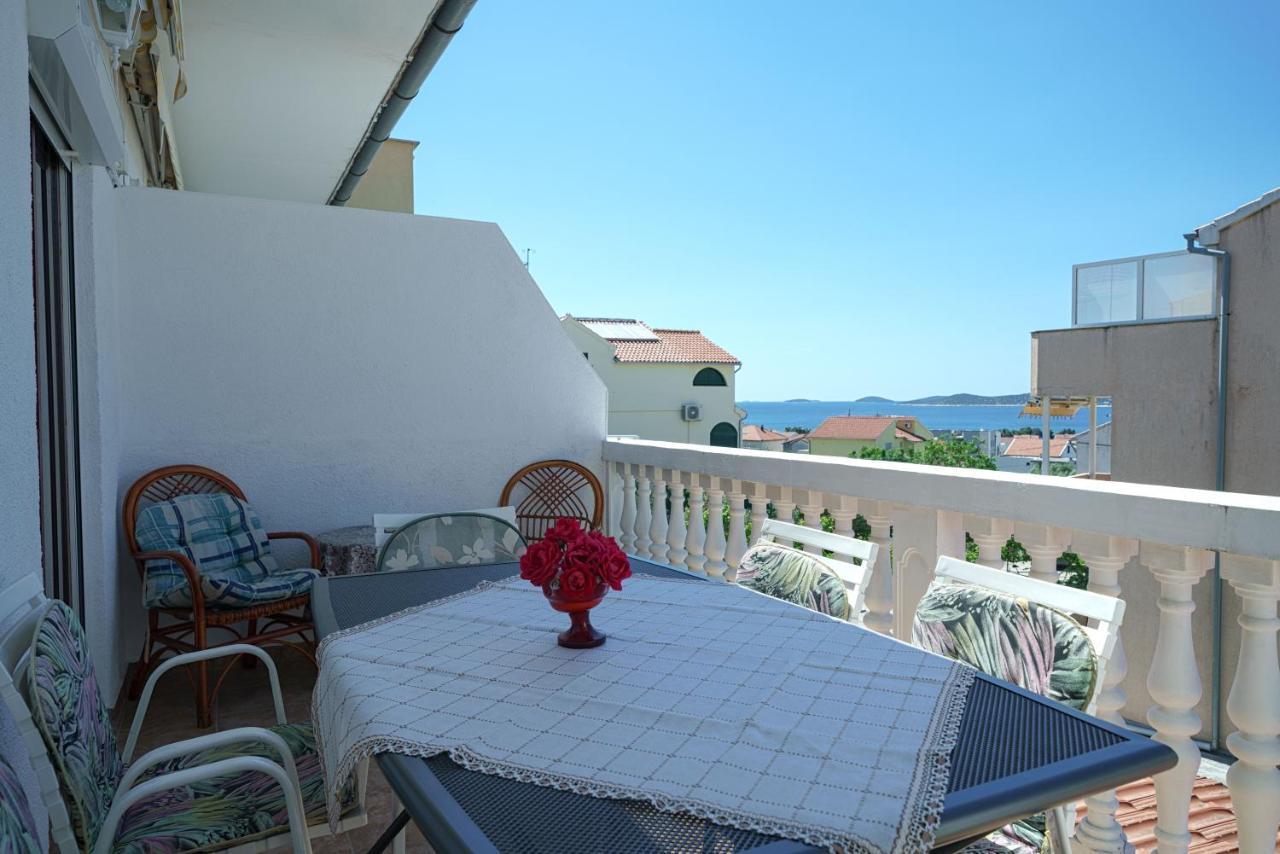 Apartmani Krizanovic Vodice Extérieur photo